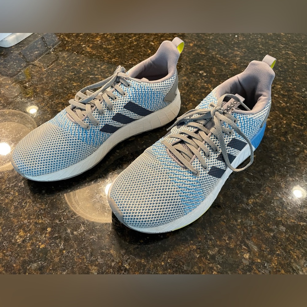 Barely worn Adidas men’s size 10